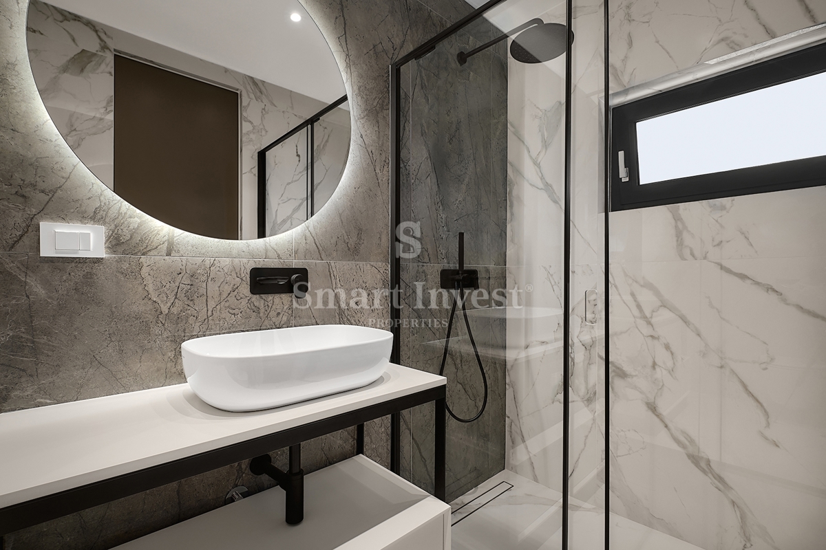 OPATIJA, luksuzni penthouse s strešnim bazenom in odprtim pogledom na morje (S3)