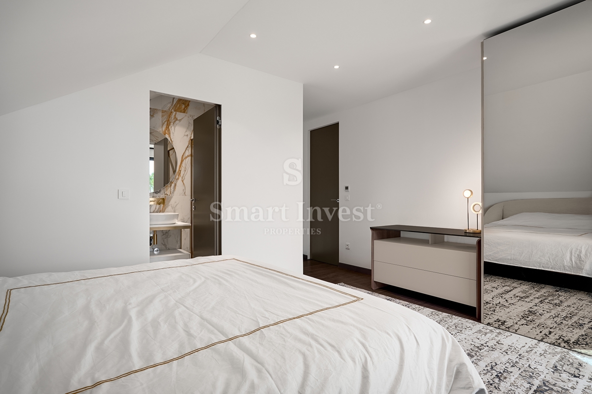 OPATIJA, luksuzni penthouse s strešnim bazenom in odprtim pogledom na morje (S3)
