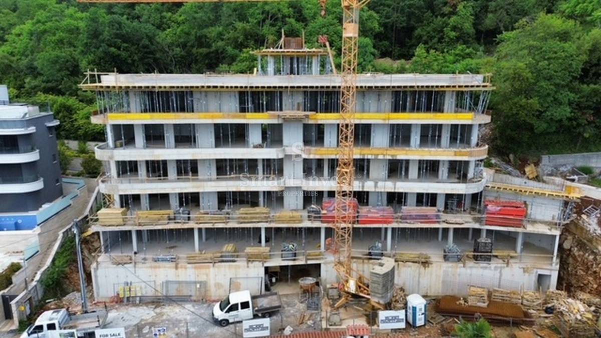 OPATIJA, Luxury 3-bedrooms apartment with private pool and sea view (A) 