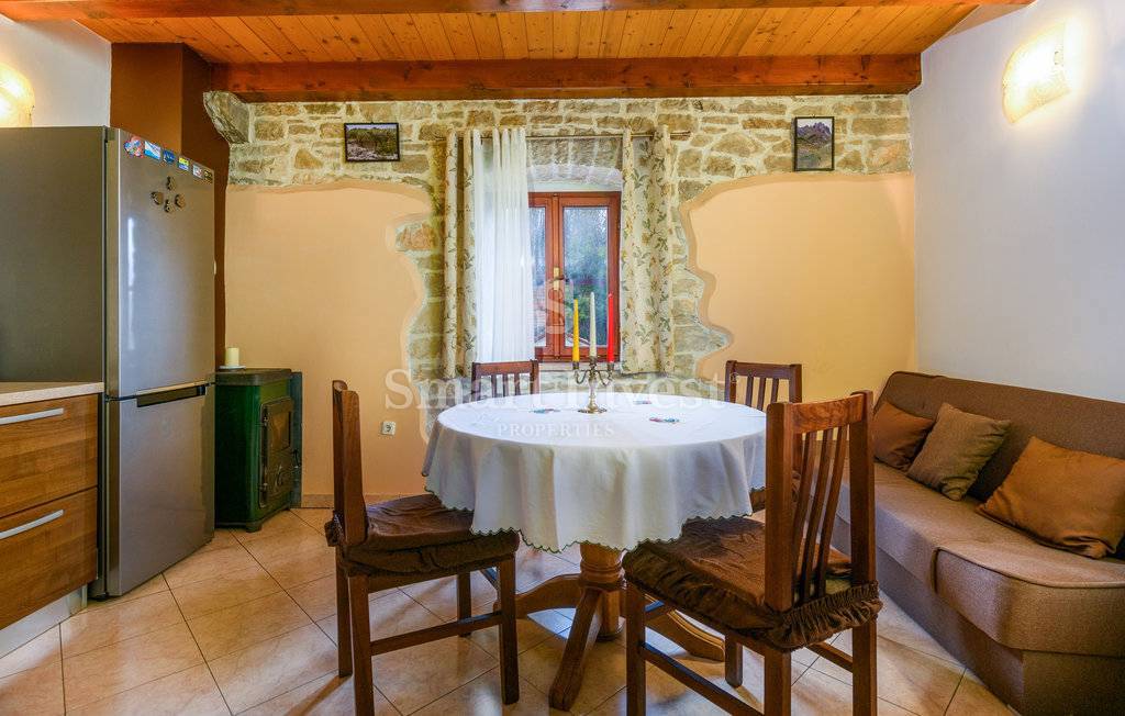 ISTRA - GRAČIŠĆE, očarljiva prenovljena kamnita hiša v mirnem kraju ​