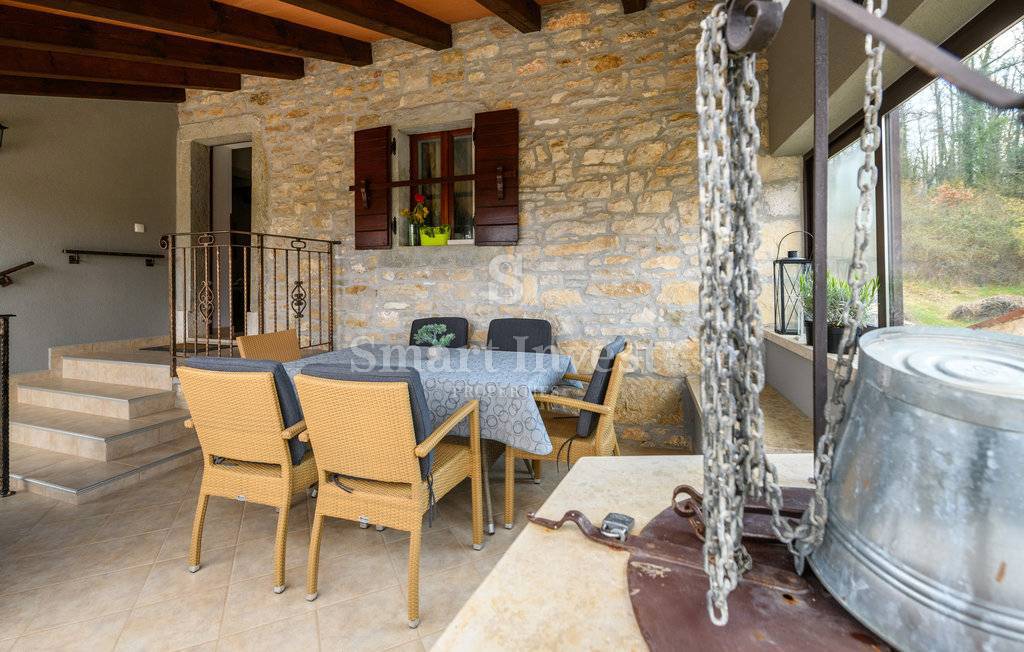 ISTRA - GRAČIŠĆE, očarljiva prenovljena kamnita hiša v mirnem kraju ​