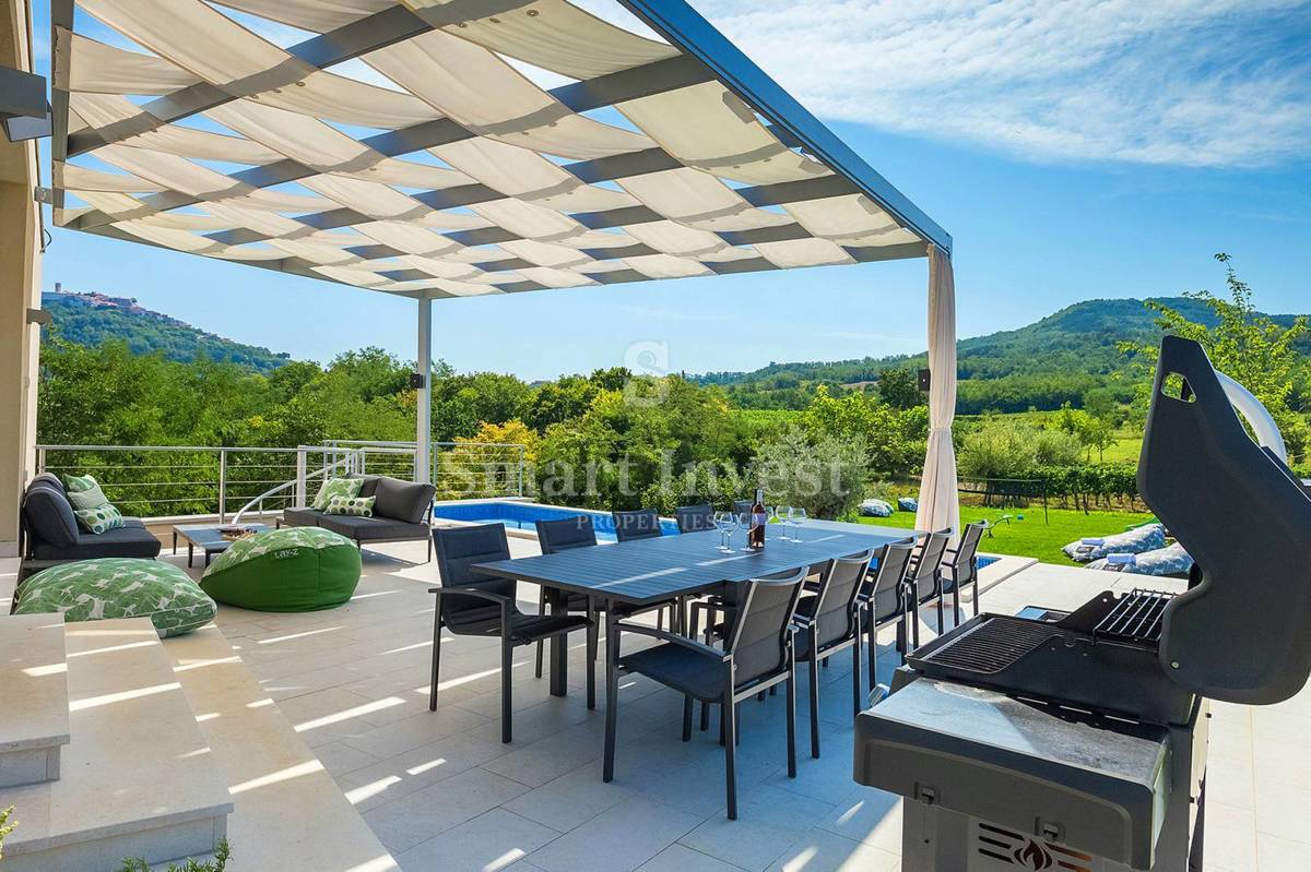 ISTRIA, MODERN VILLA WITH AMAZING VIEW OF MOTOVUN, for sale