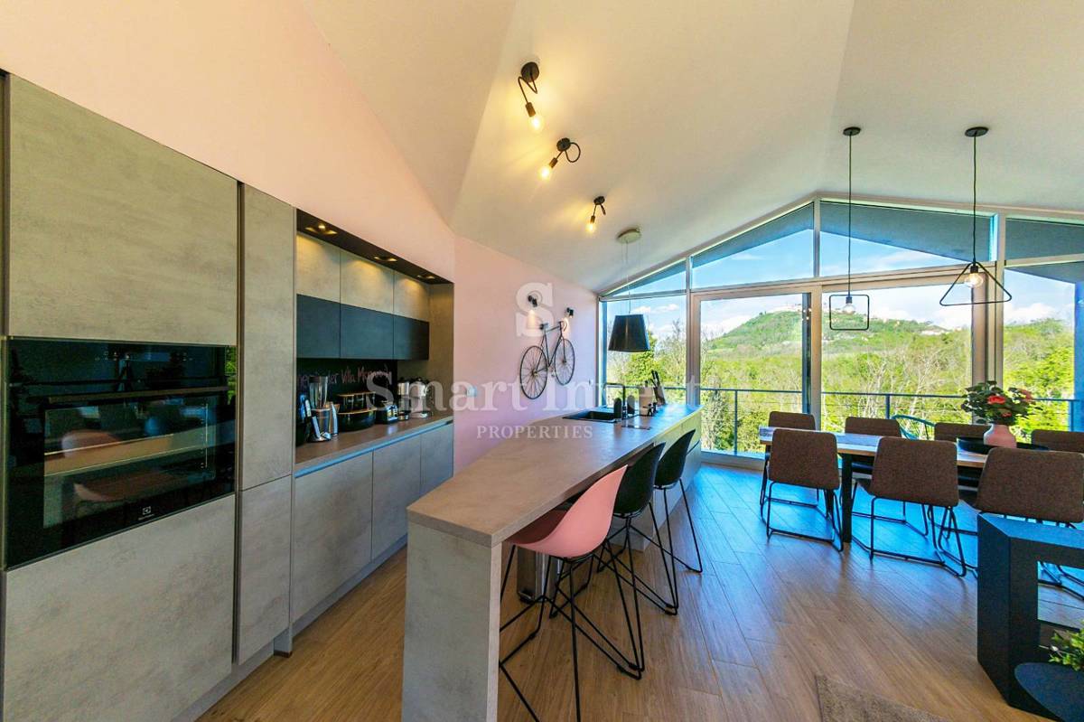 ISTRIA, MODERN VILLA WITH AMAZING VIEW OF MOTOVUN, for sale