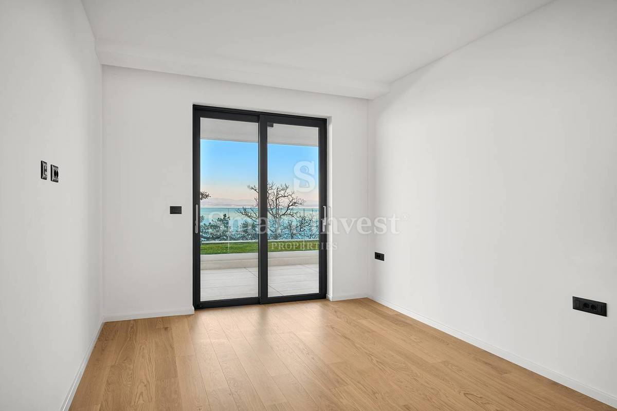 OPATIJA, novo luksuzno stanovanje z bazenom in vrtom