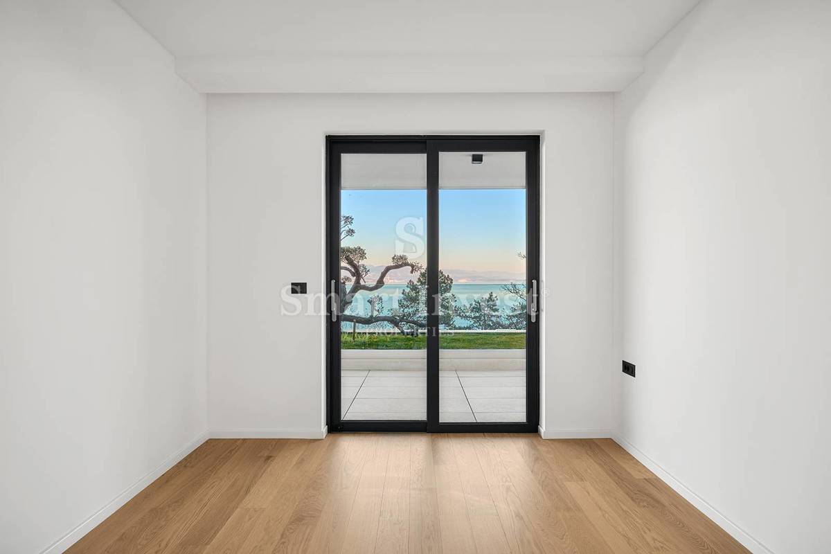 OPATIJA, novo luksuzno stanovanje z bazenom in vrtom
