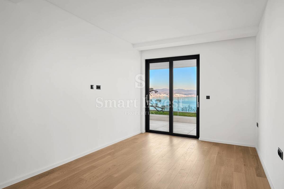 OPATIJA, novo luksuzno stanovanje z bazenom in vrtom