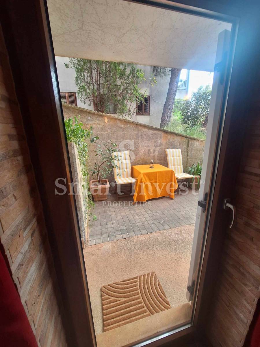 ISTRA - RABAC, dva apartmaja z vrtom in parkiriščem!