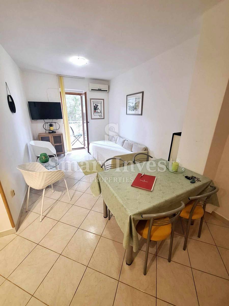 ISTRA - RABAC, dva apartmaja z vrtom in parkiriščem!