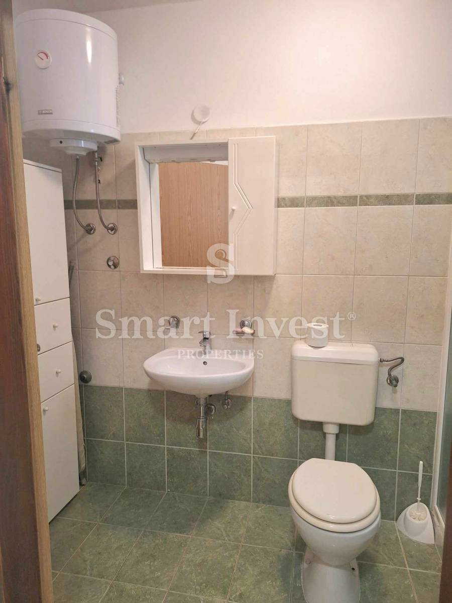 ISTRA - RABAC, dva apartmaja z vrtom in parkiriščem!