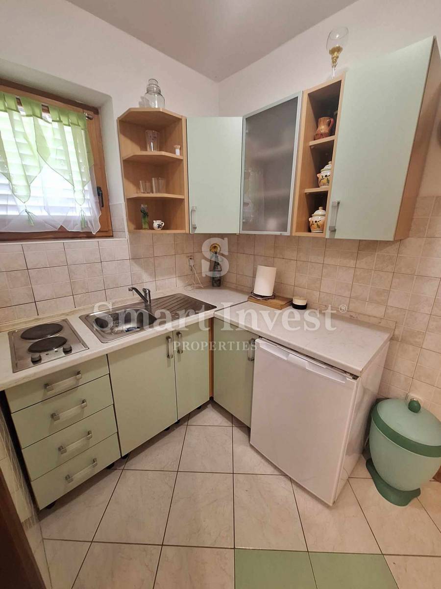 ISTRA - RABAC, dva apartmaja z vrtom in parkiriščem!