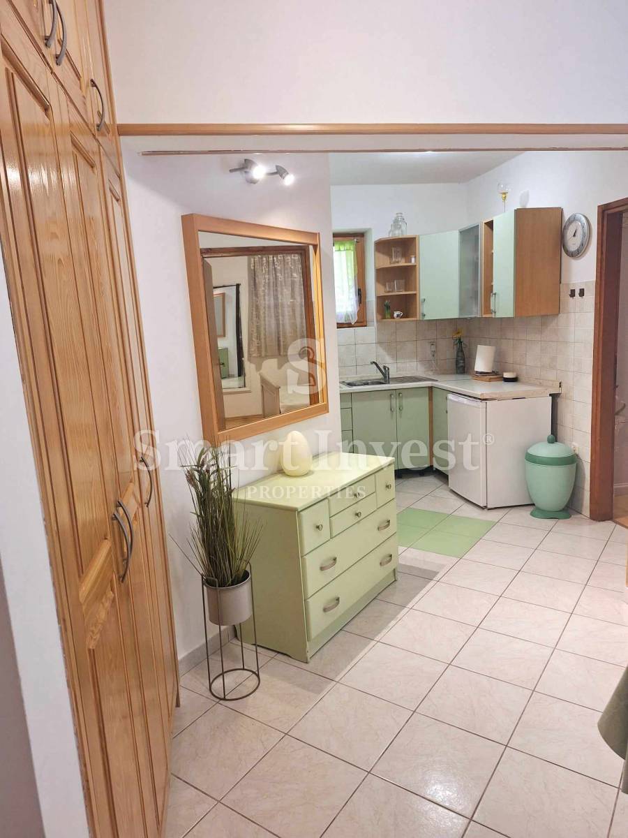 ISTRA - RABAC, dva apartmaja z vrtom in parkiriščem!