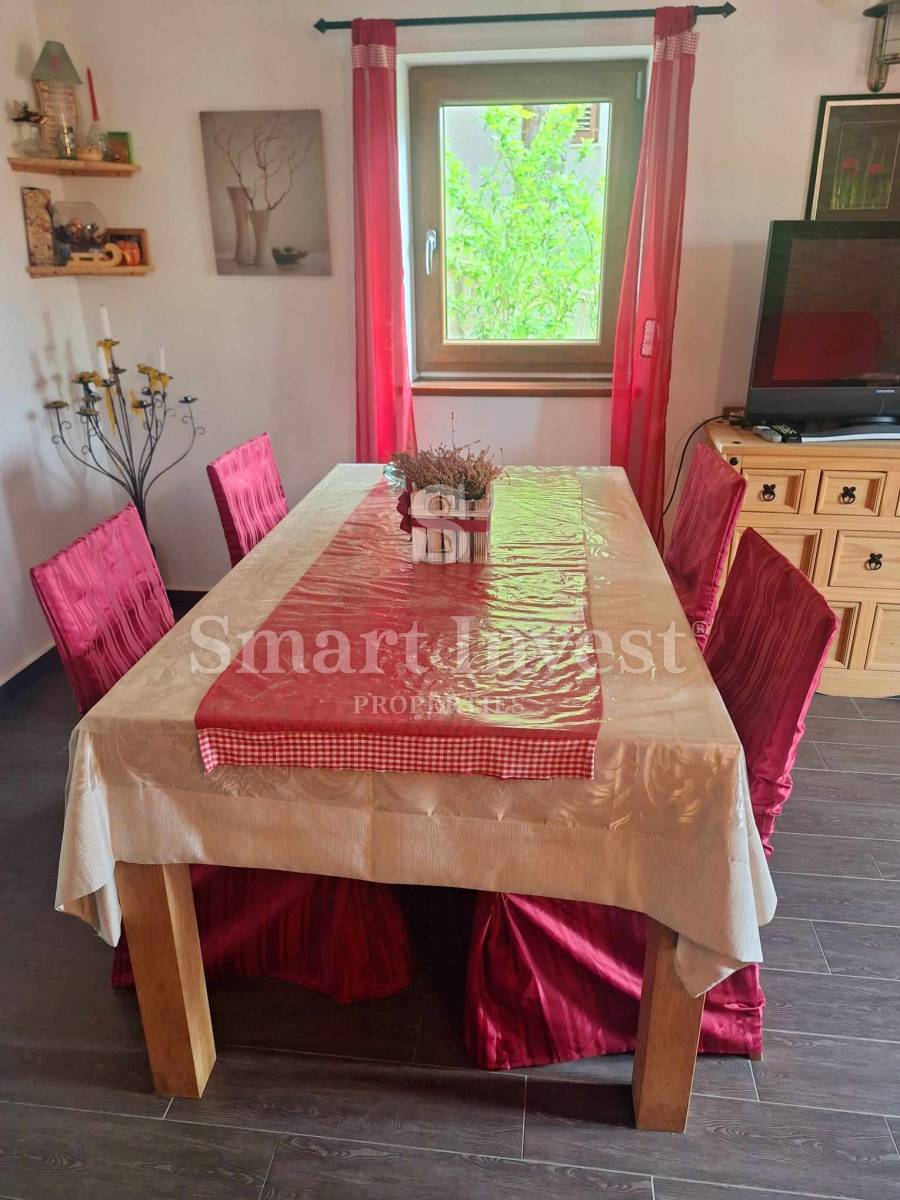 ISTRA - RABAC, dva apartmaja z vrtom in parkiriščem!