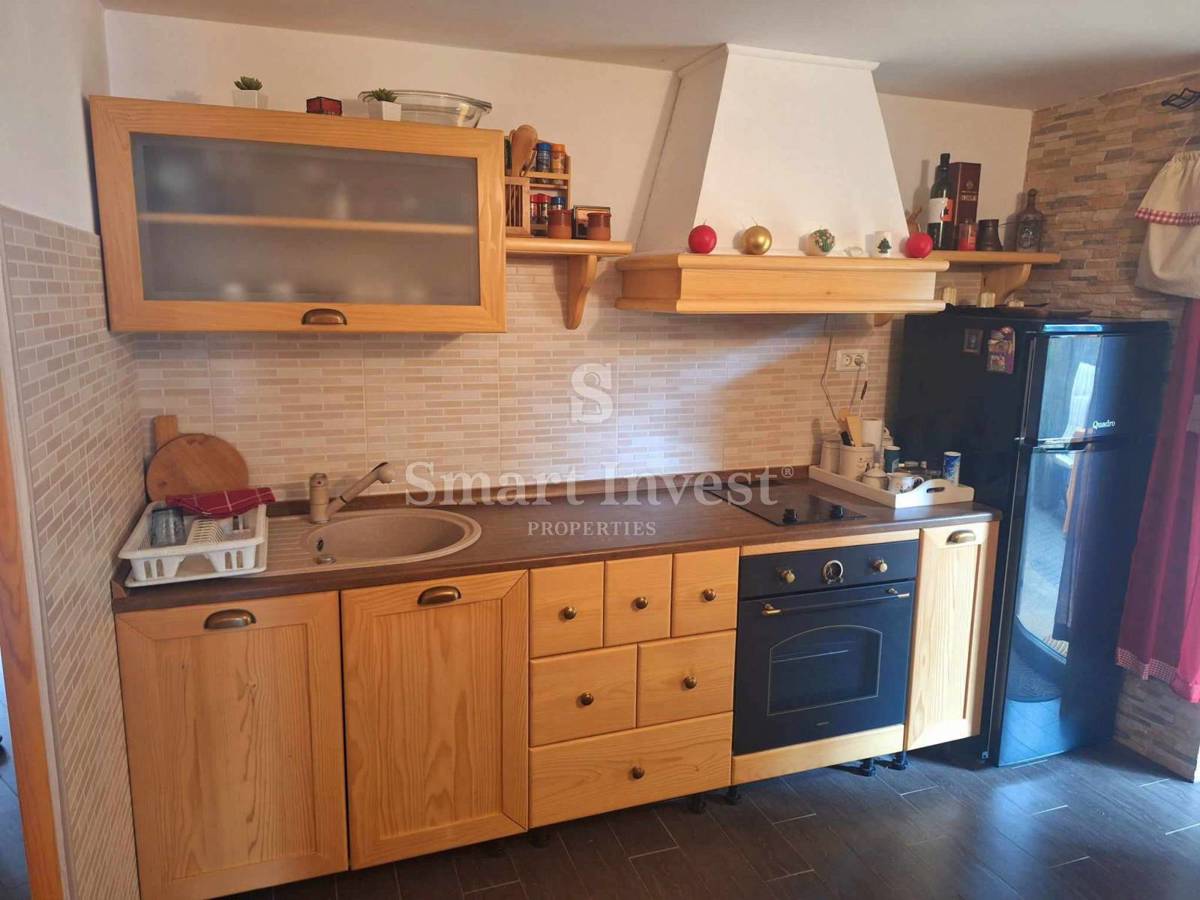 ISTRA - RABAC, dva apartmaja z vrtom in parkiriščem!