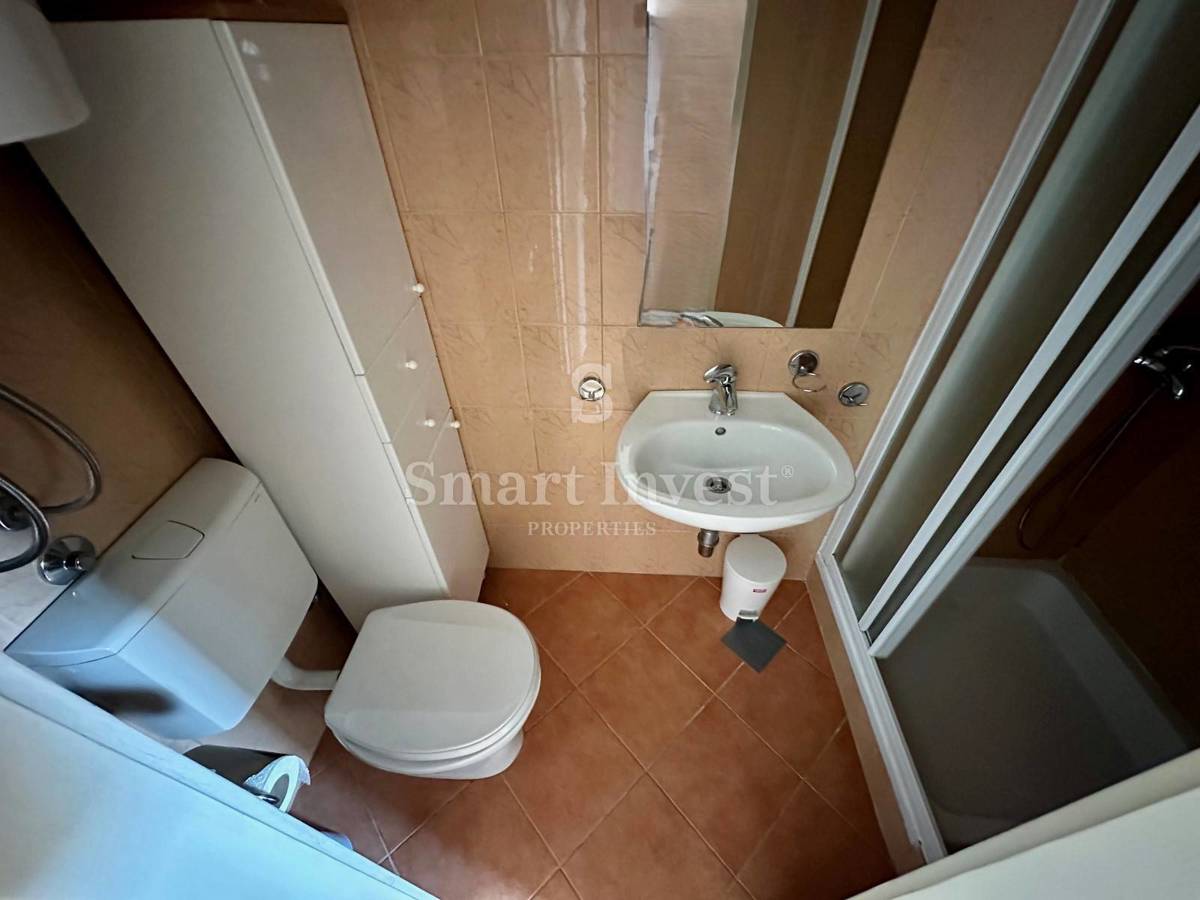 LOVRAN - CENTER, udobno stanovanje s parkiriščem in pogledom na morje