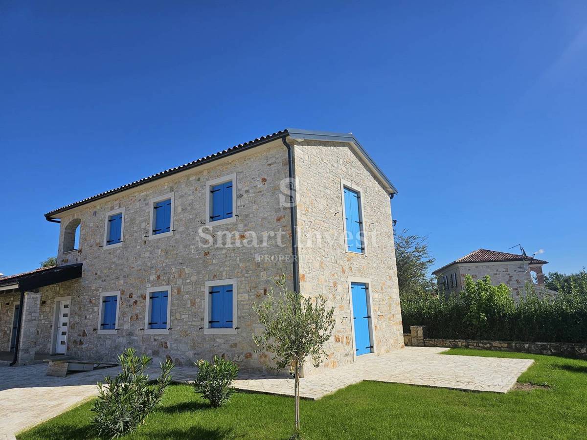 ISTRA - SVETI LOVREČ, očarljiva prenovljena istrska vila z bazenom
