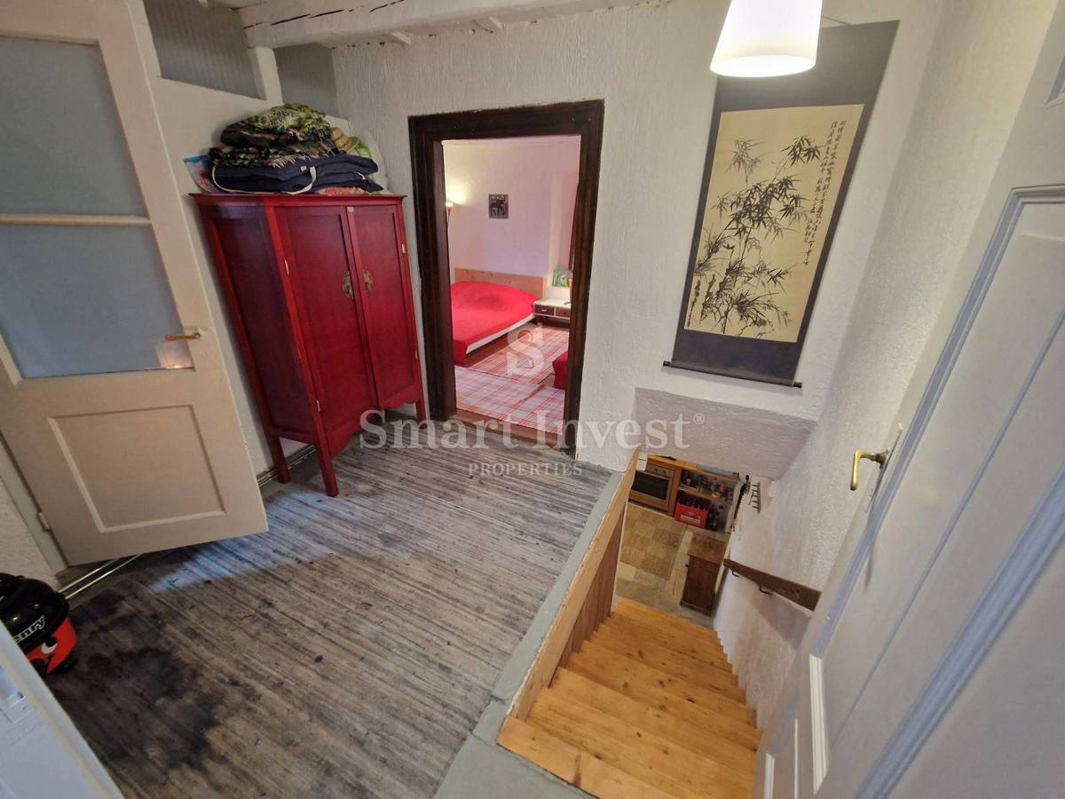 OTOK KRK - VRBNIK, hiša 100m2 s strešno teraso in pogledom na morje