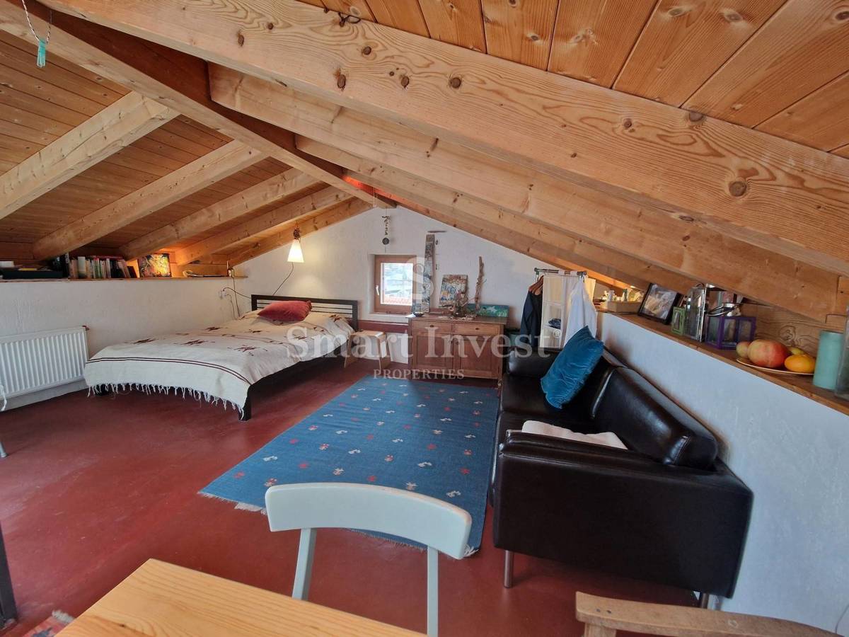 OTOK KRK - VRBNIK, hiša 100m2 s strešno teraso in pogledom na morje