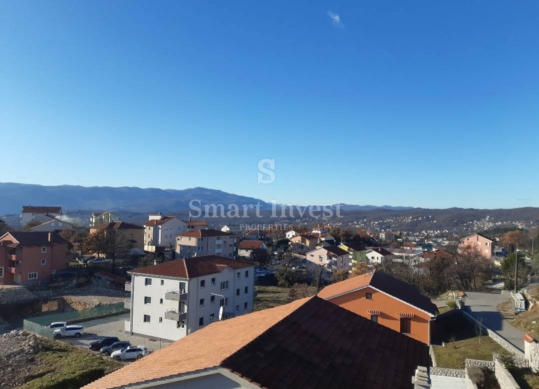 VIŠKOVO, 2-sobno stanovanje s pogledom na morje