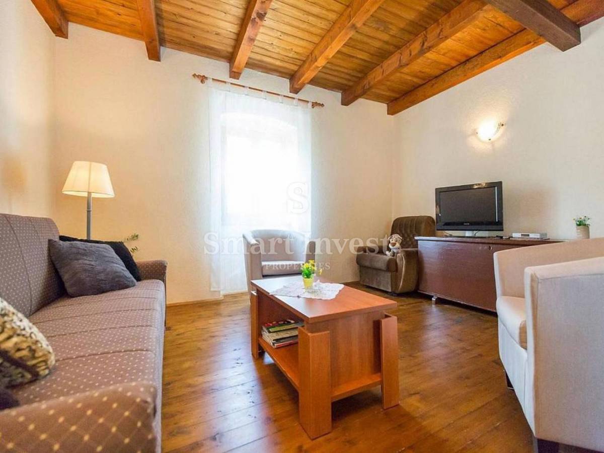 ISTRA - okolica RABCA, istrska kamnita hiša 11 km oddaljena od morja