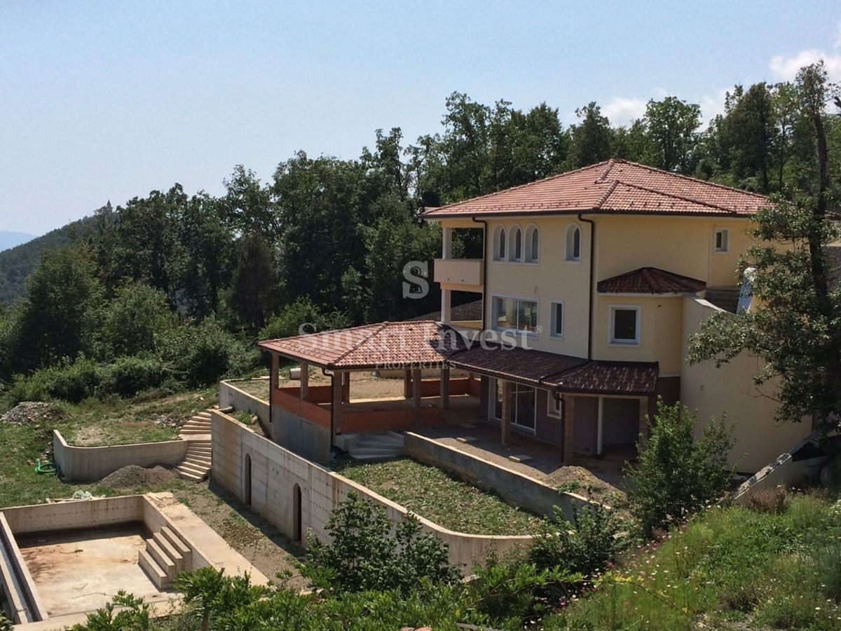 OPATIJA - VEPRINAC, nedokončana hiša s panoramskim pogledom na morje