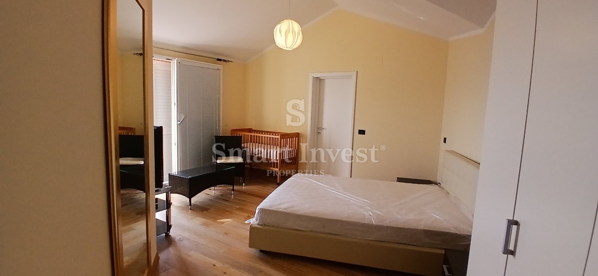 LOVRAN, samostojna hiša s panoramskim pogledom na morje