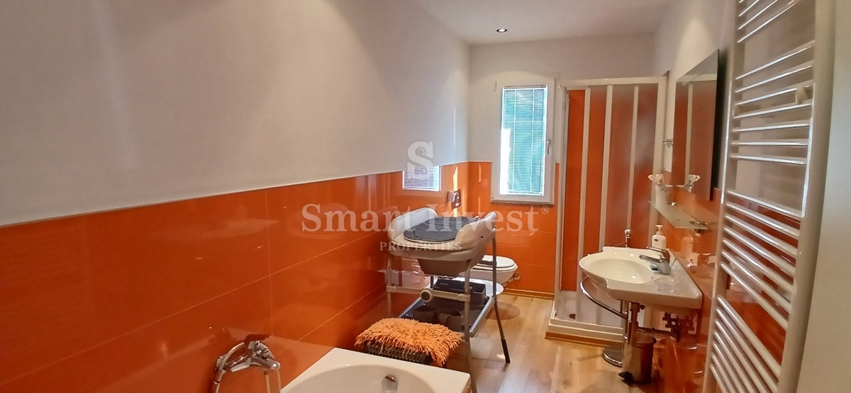 LOVRAN, samostojna hiša s panoramskim pogledom na morje