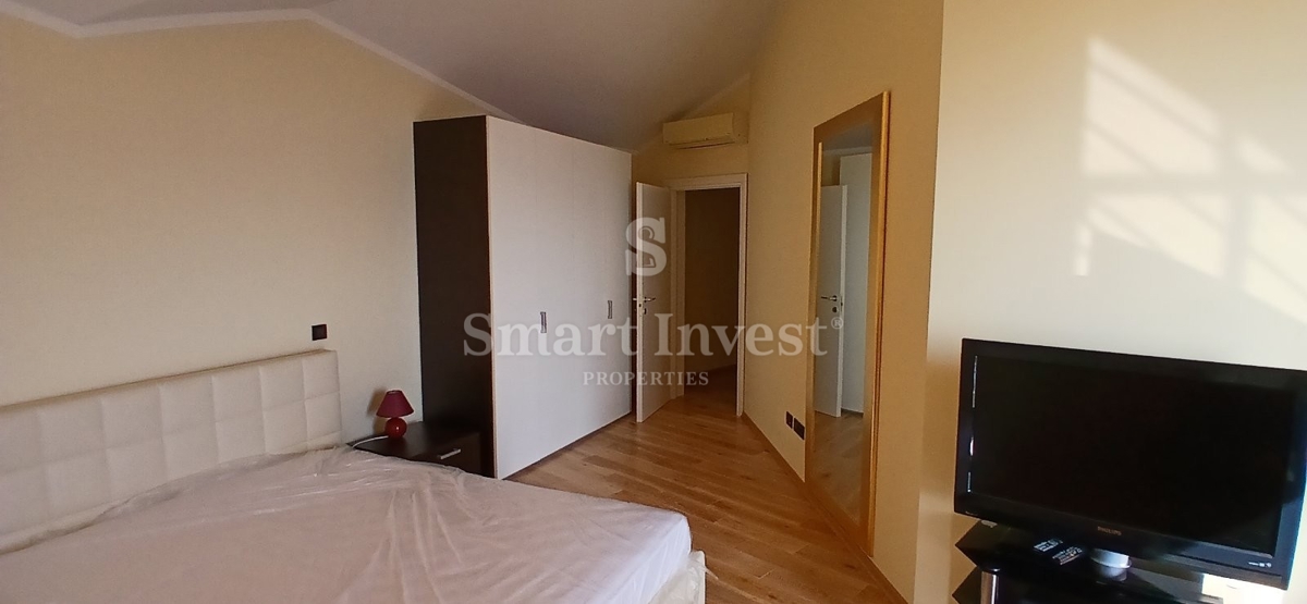 LOVRAN, samostojna hiša s panoramskim pogledom na morje