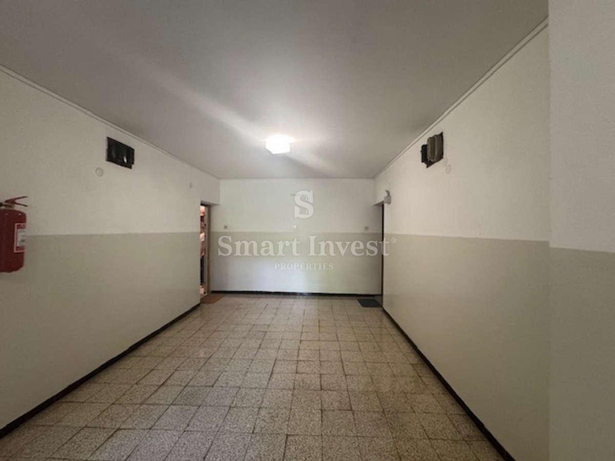 OPATIJA, stanovanje 63 m2 z balkonom, za prenovo