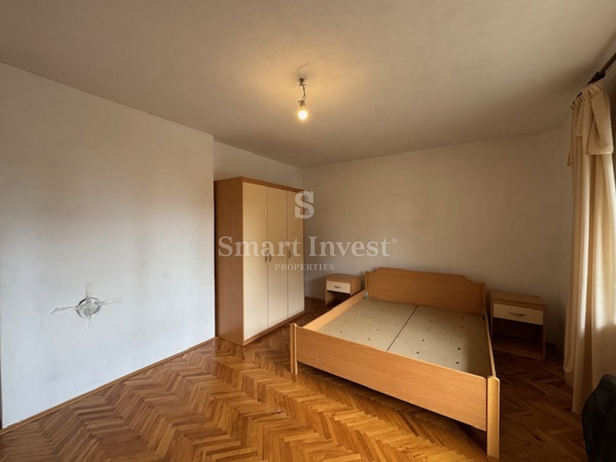 OPATIJA, stanovanje 63 m2 z balkonom, za prenovo