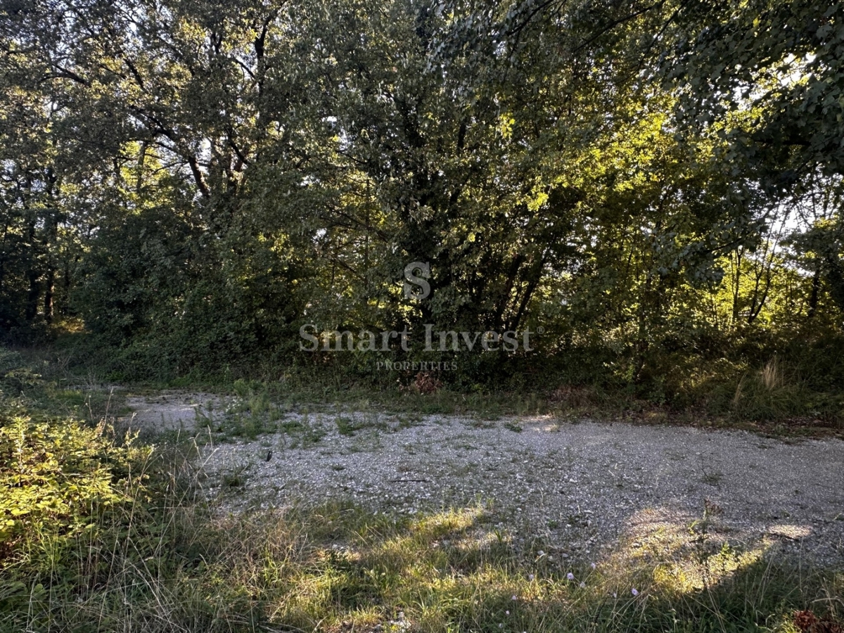 Zemljišče Matulji, 1.630m2