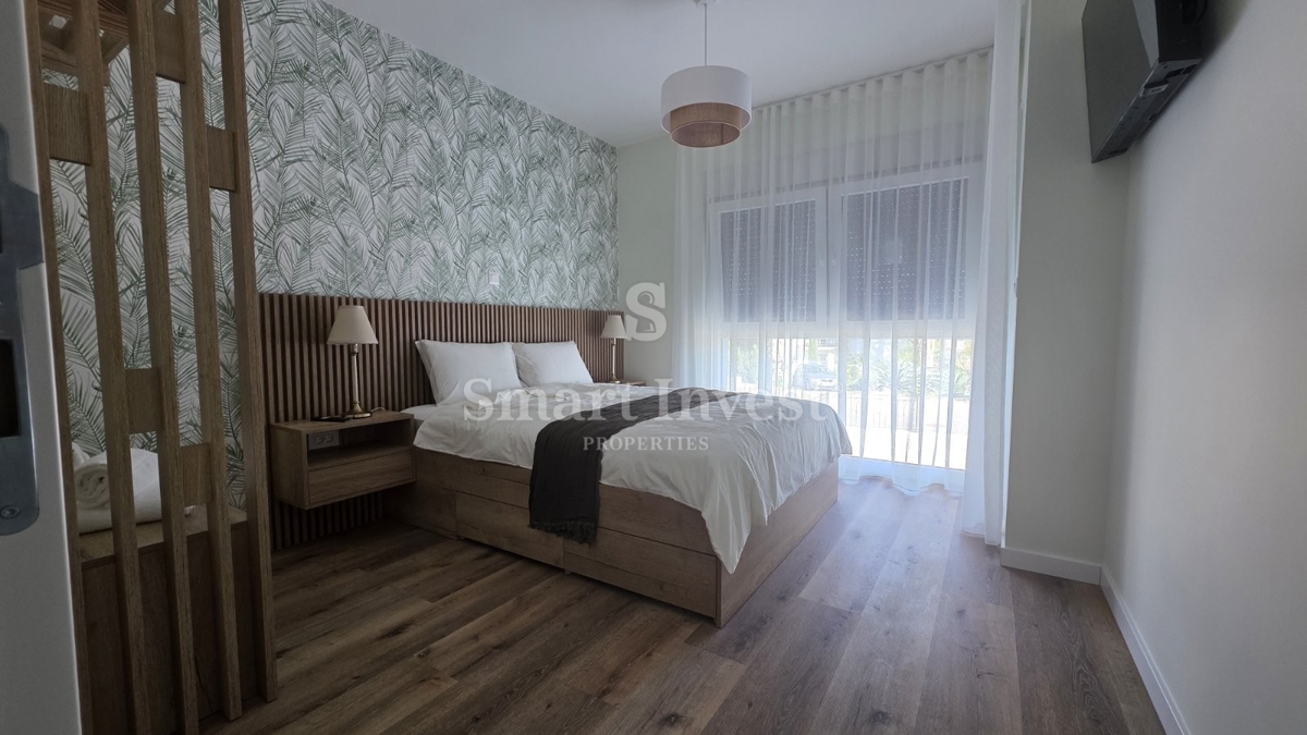 LOVRAN, luksuzno stanovanje z bazenom v bližini morja