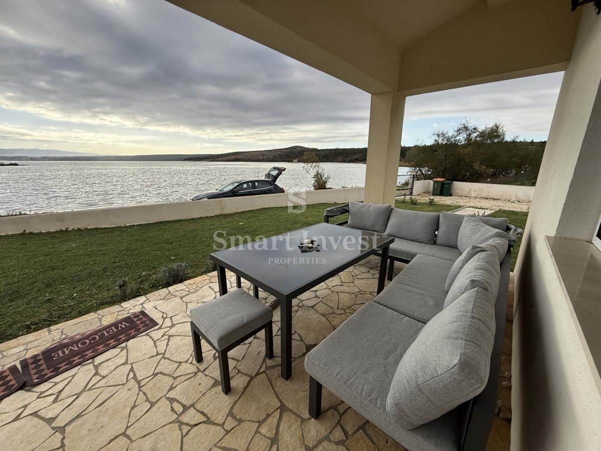 Hiša Posedarje, 200m2