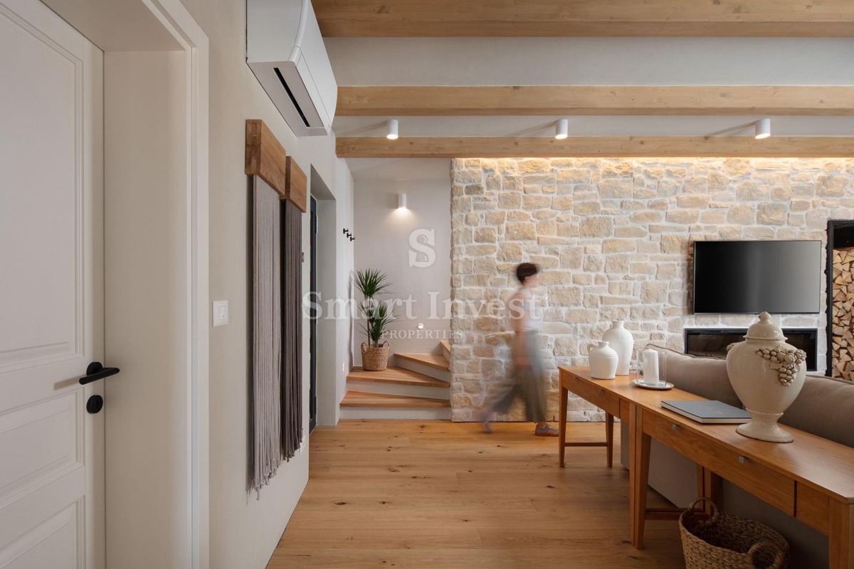 ISTRA - OKOLICA POREČA, vrhunska dizajnerska vila s 5 spalnicami in wellnessom