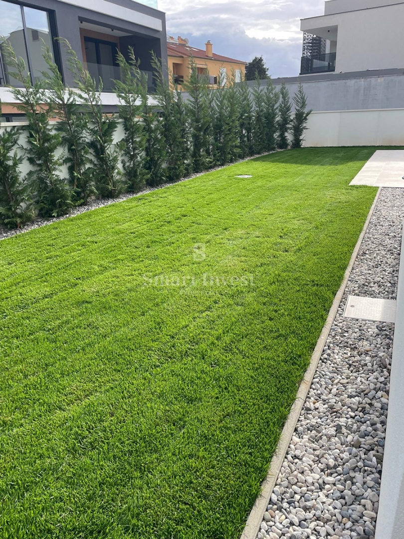 Hiša Pomer, Medulin, 322m2