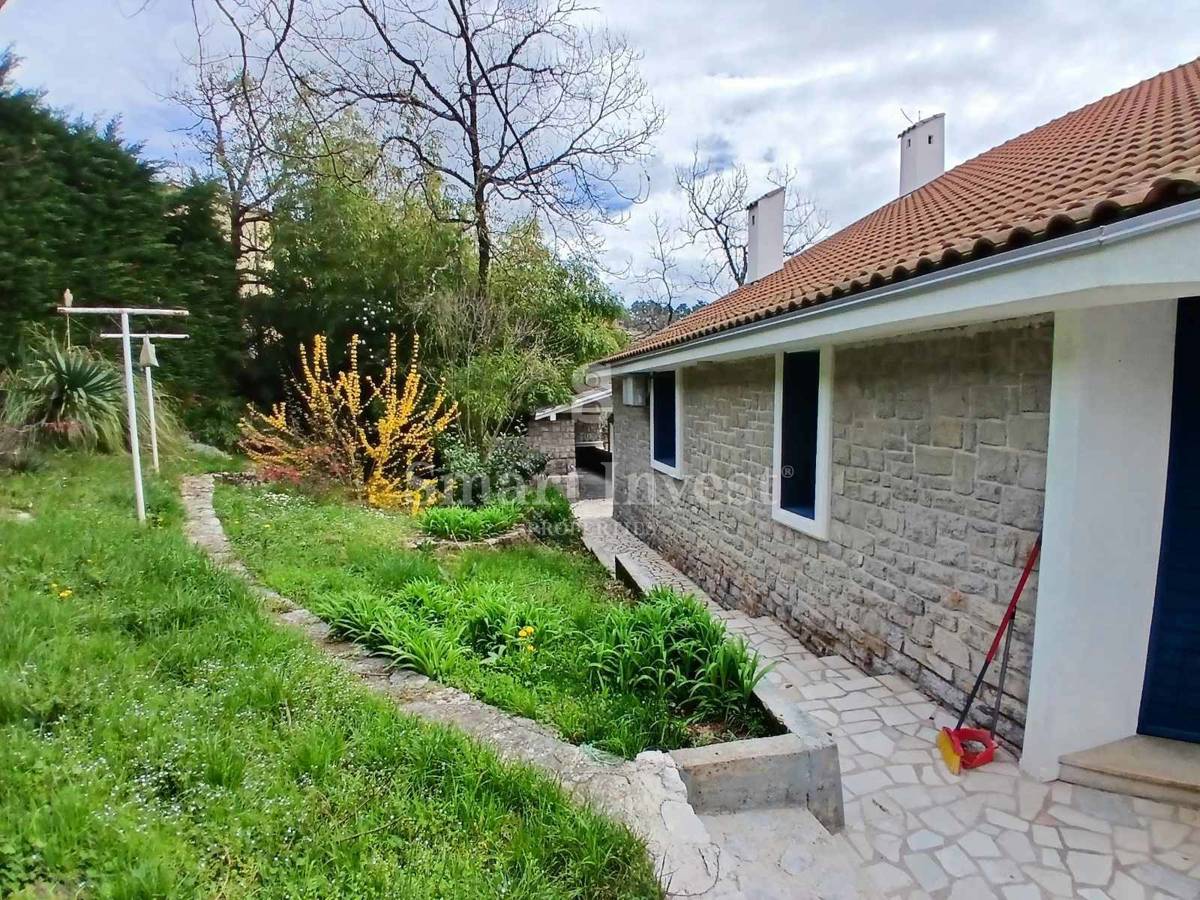 Hiša Matulji, 250m2