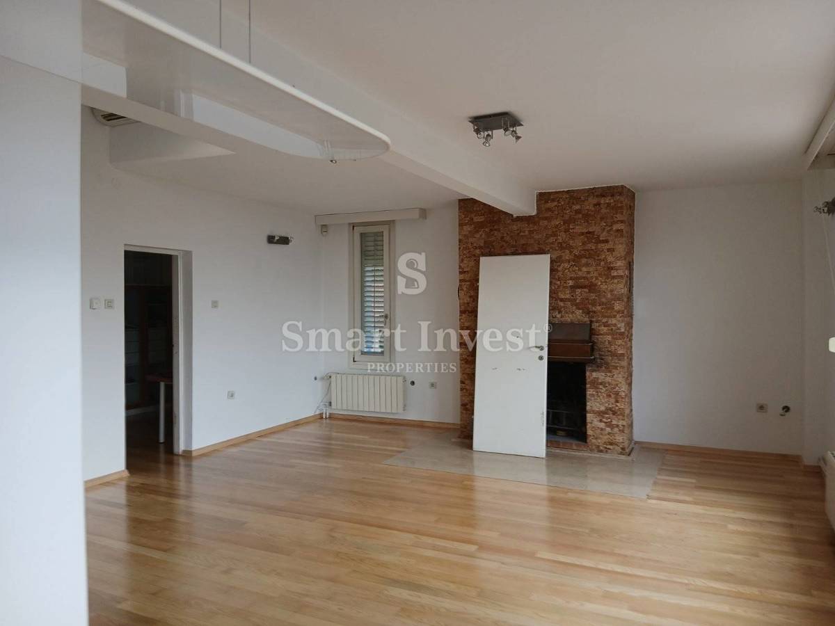 Hiša Matulji, 250m2