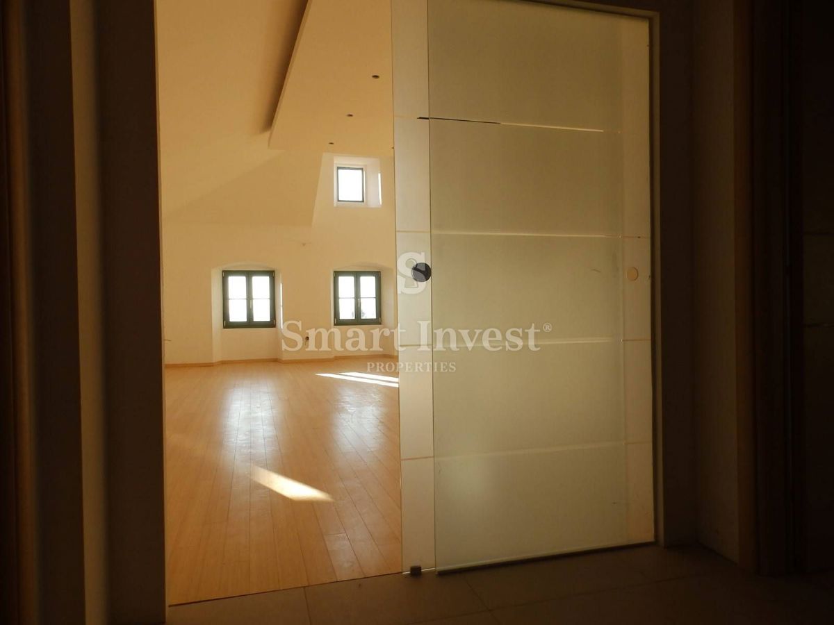 OPATIJA - CENTER, Luxury apartment of 180 m2 with sea view and parking