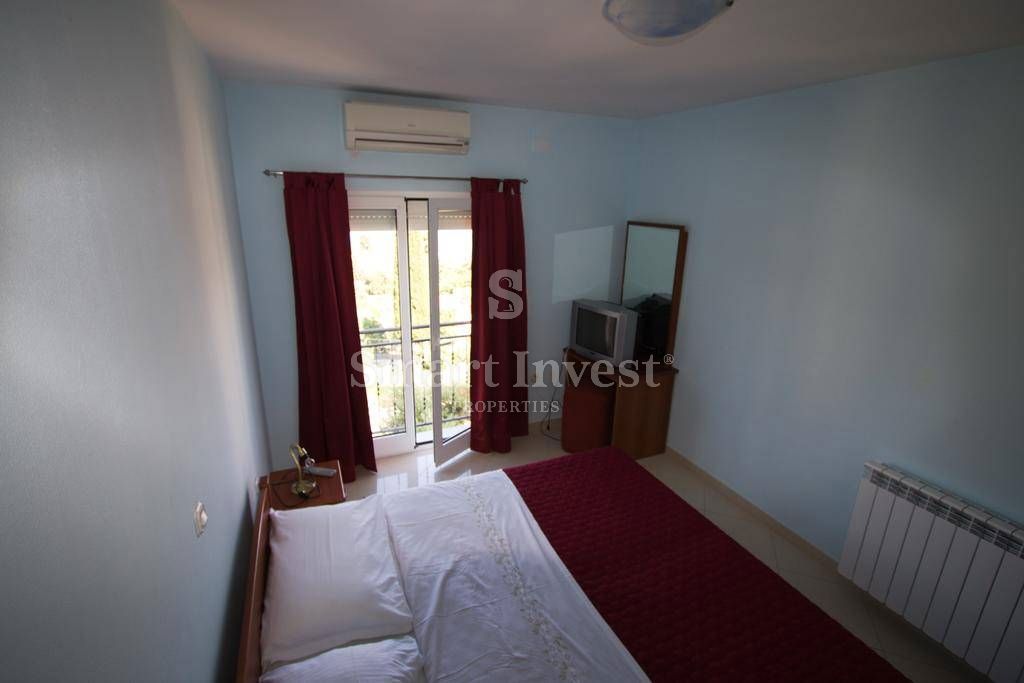 LOVRAN, Hiša z apartmaji in pogledom na morje, blizu morja, prodamo