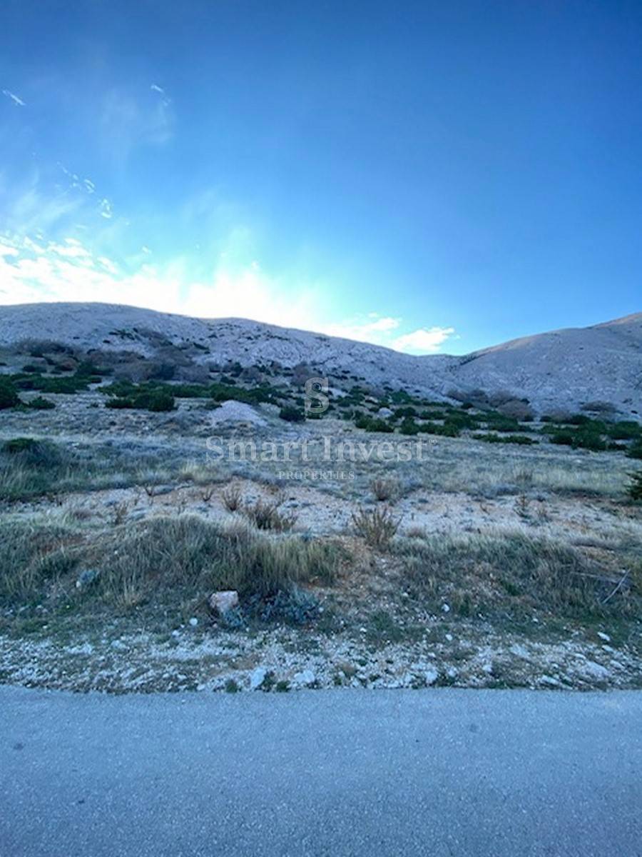OTOK PAG, gradbeno zemljišče blizu morja