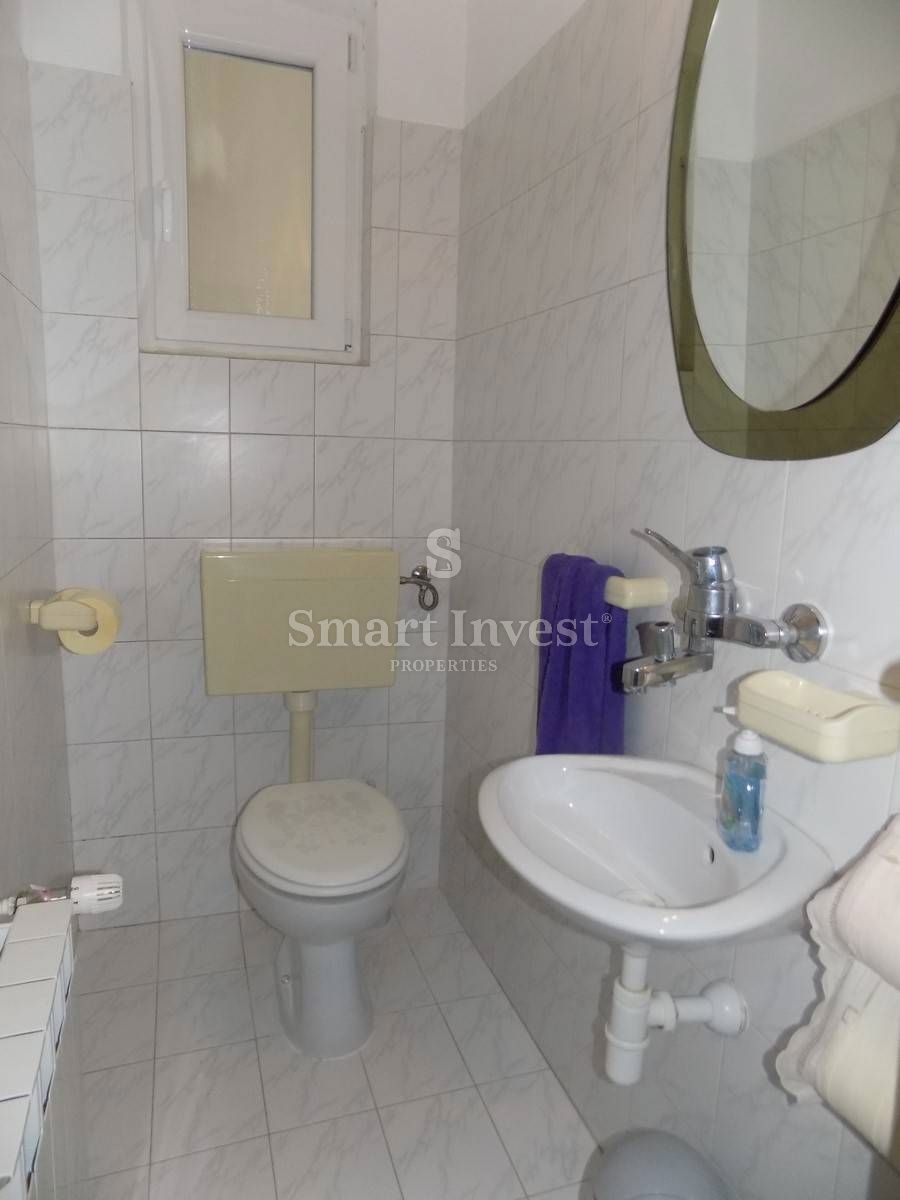 OPATIJA, House of 300 m2 with a building land of 1812 m2