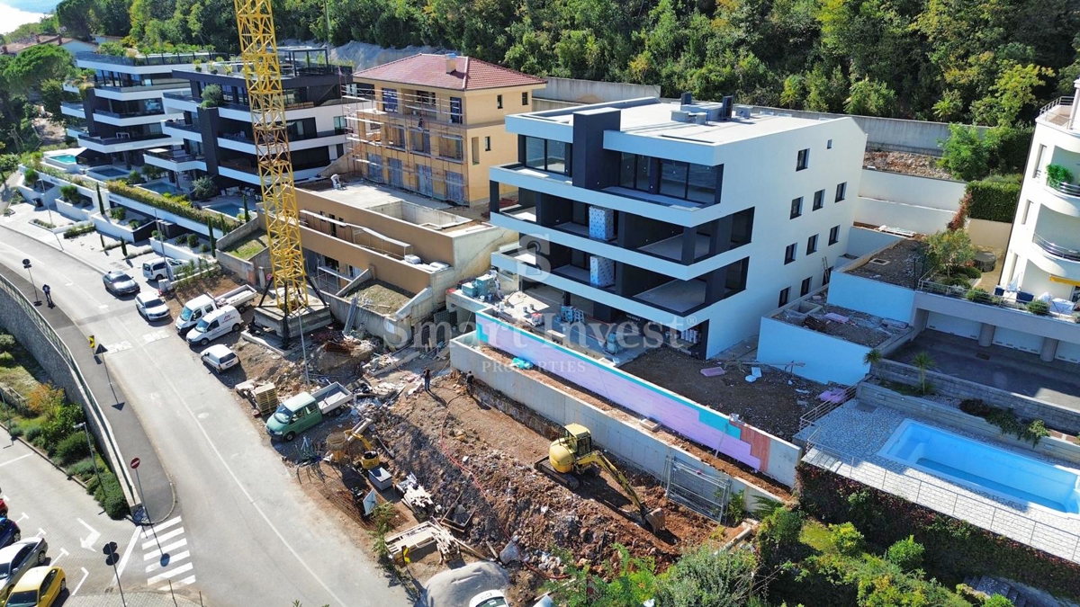 OPATIJA, Luksuzno 2-s stanovanje s pogledom na morje in garažo