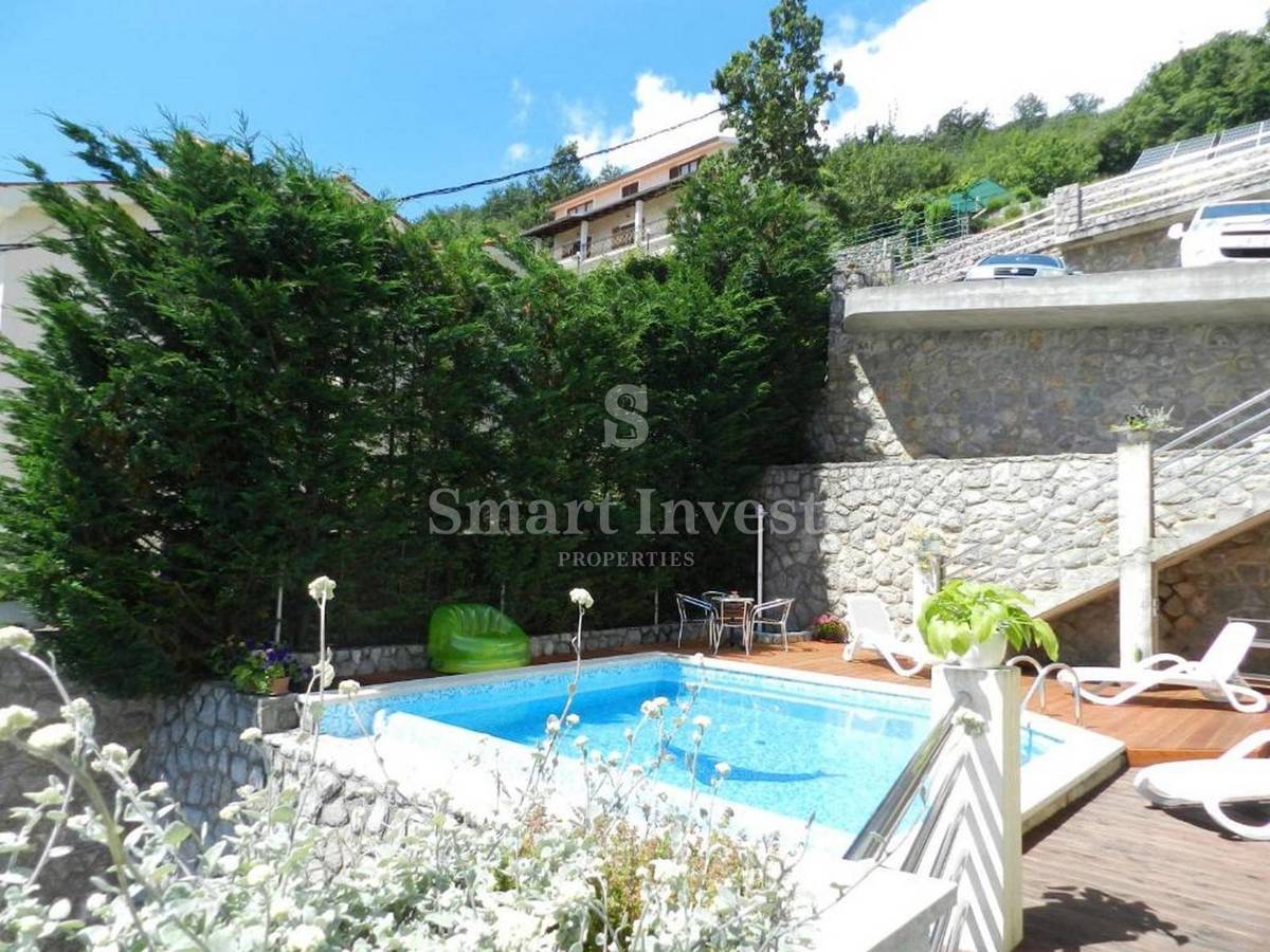 LOVRAN, Beautiful house of 380 m2 with panoramic sea view