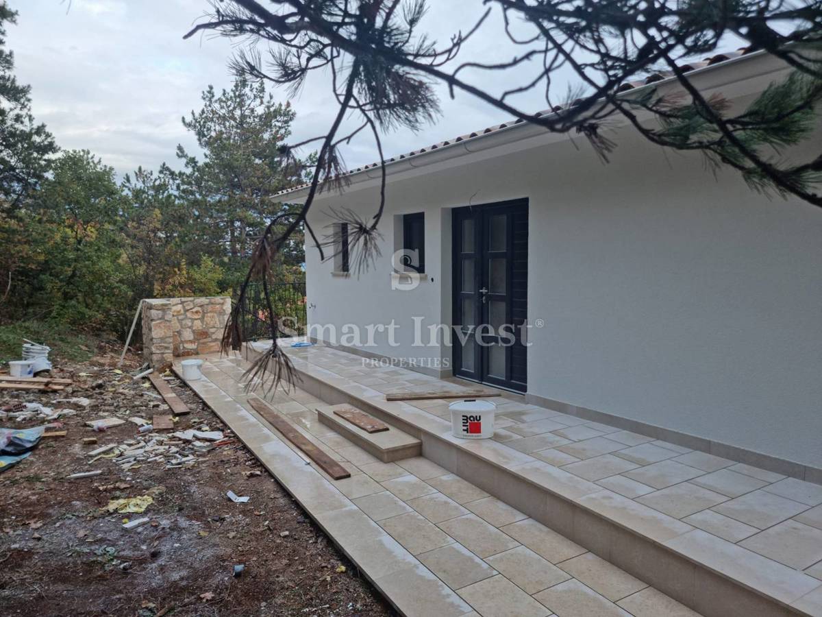 ISTRA - LABIN, Prenovljena hiša z odprtim pogledom na morje, prodamo