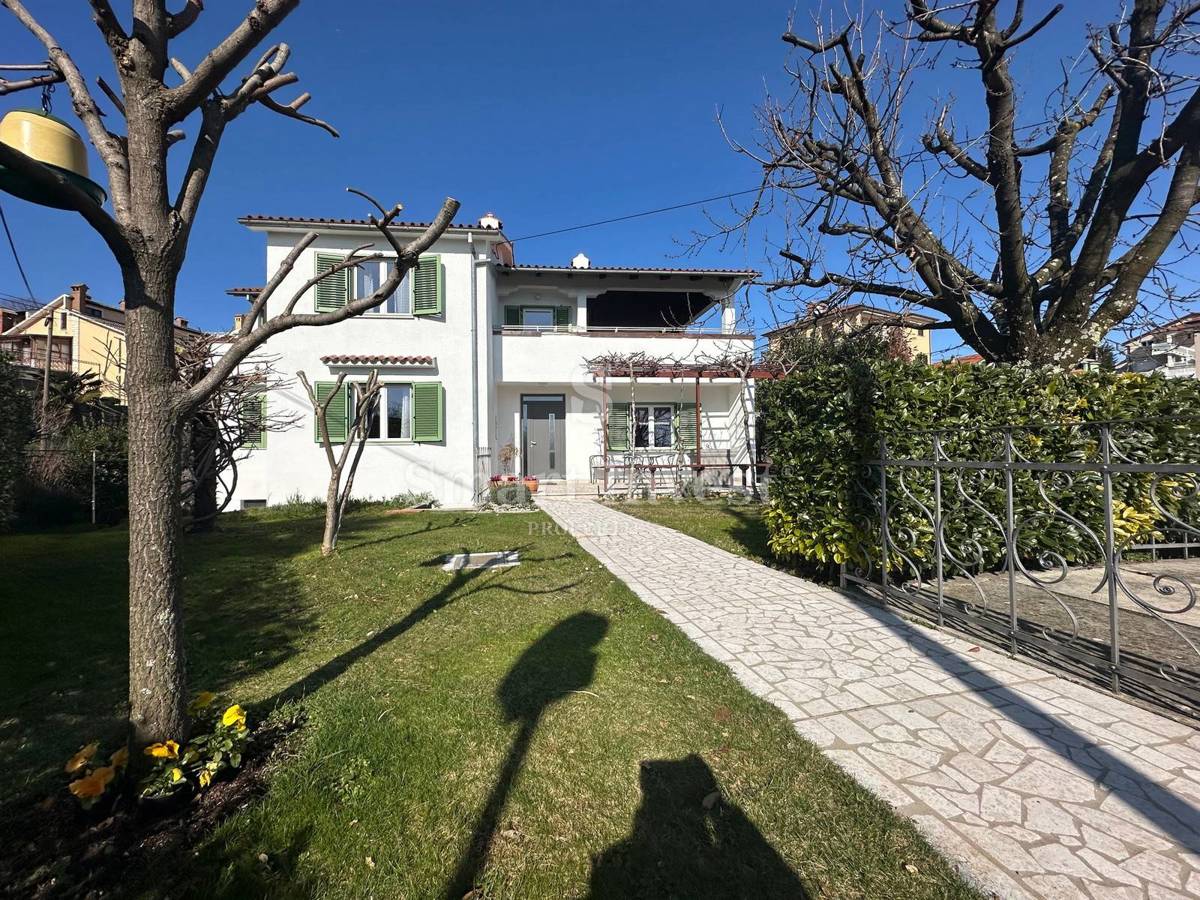 OPATIJA - MATULJI, Samostojna hiša z delnim pogledom na morje, prodamo