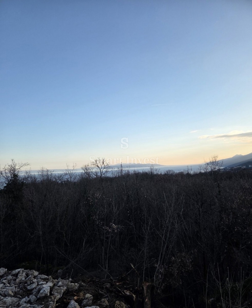 Zemljišče Matulji, 911m2