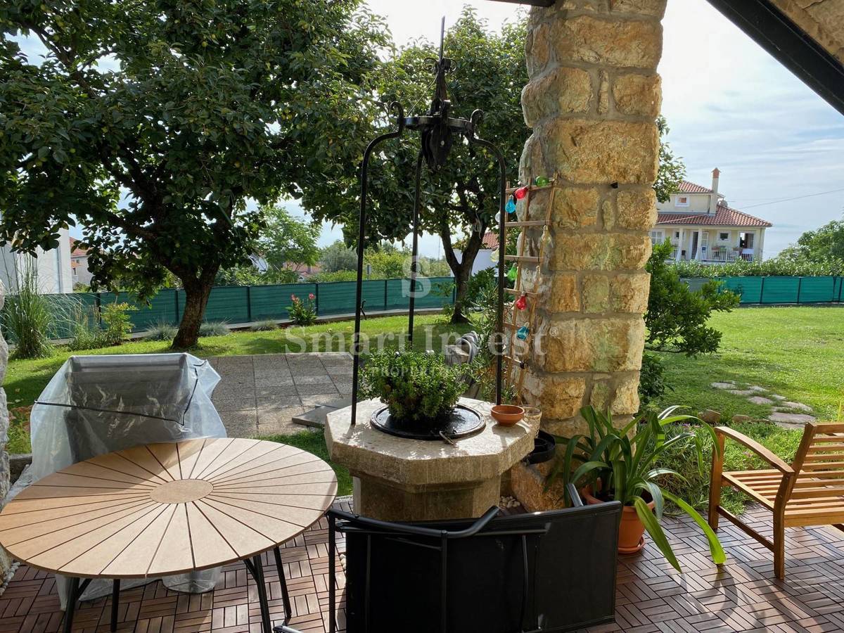 OPATIJA - IČIĆI, samostojna hiša s pogledom na morje in velikim vrtom
