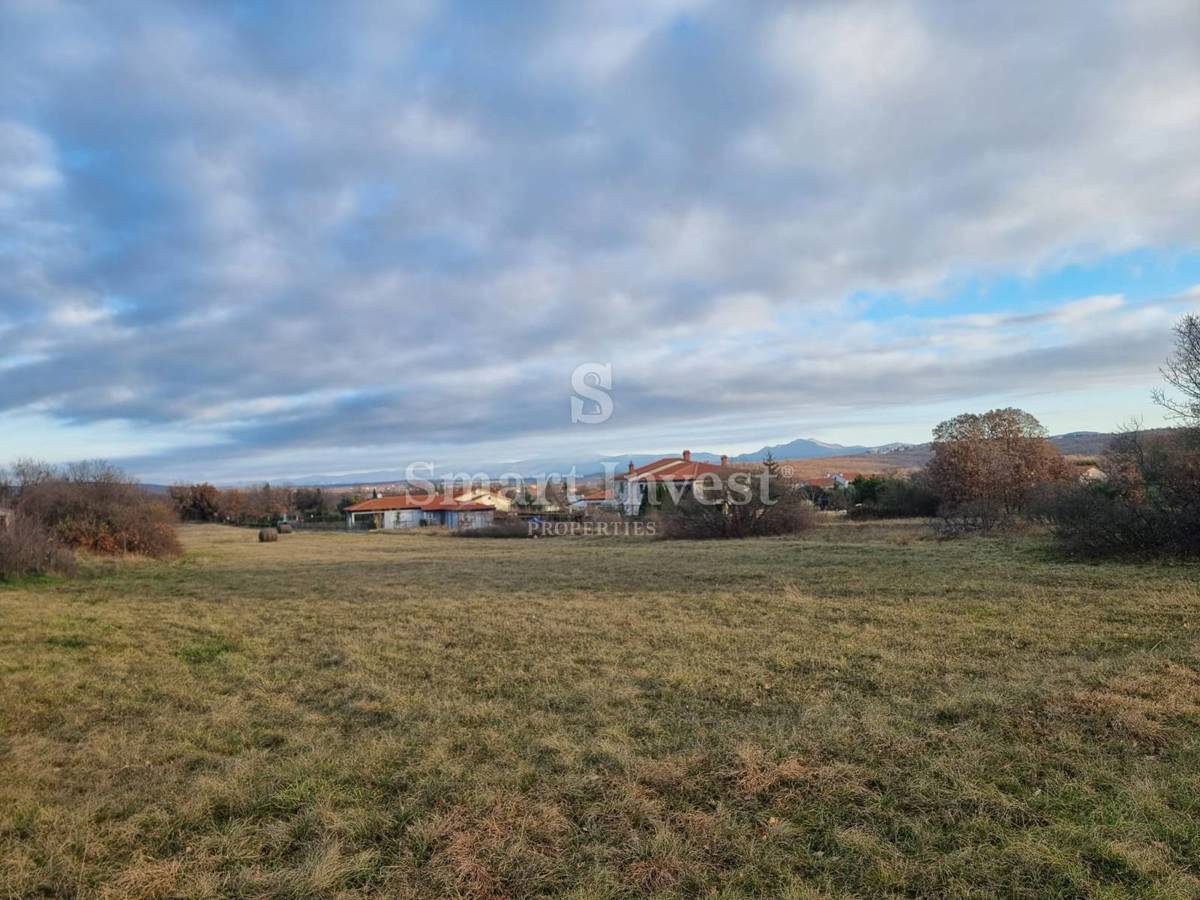 ISTRA - LABIN, gradbeno zemljišče 7 km do morja