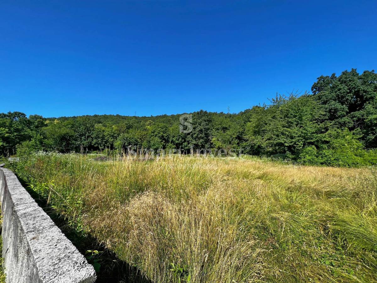 Zemljišče Matulji, 1.756m2