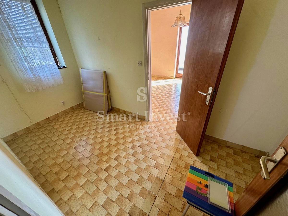 OPATIJA, stanovanje ob morju z balkonom!
