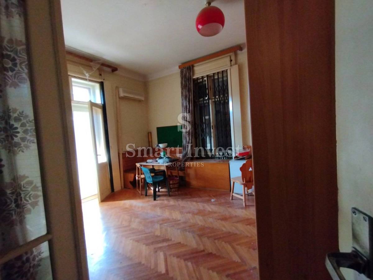 OPATIJA - CENTER, stanovanje z vrtom v zgodovinski vili, 100 m od morja